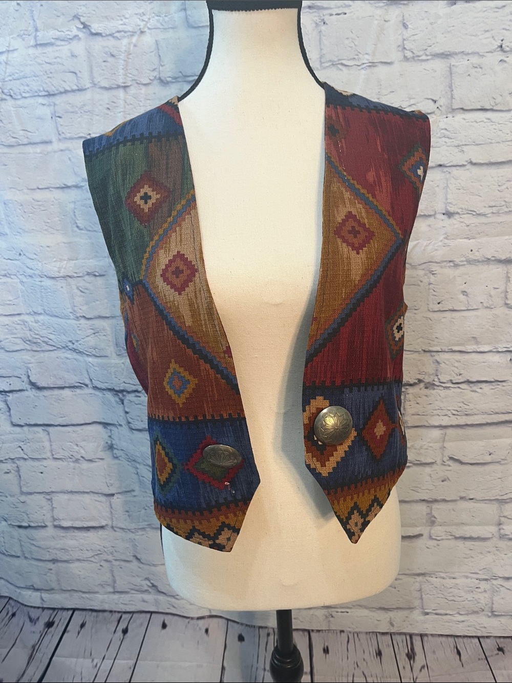 Wraps Southwestern Tapestry Vest Silver Metal Conchos Size Medium Retro Western